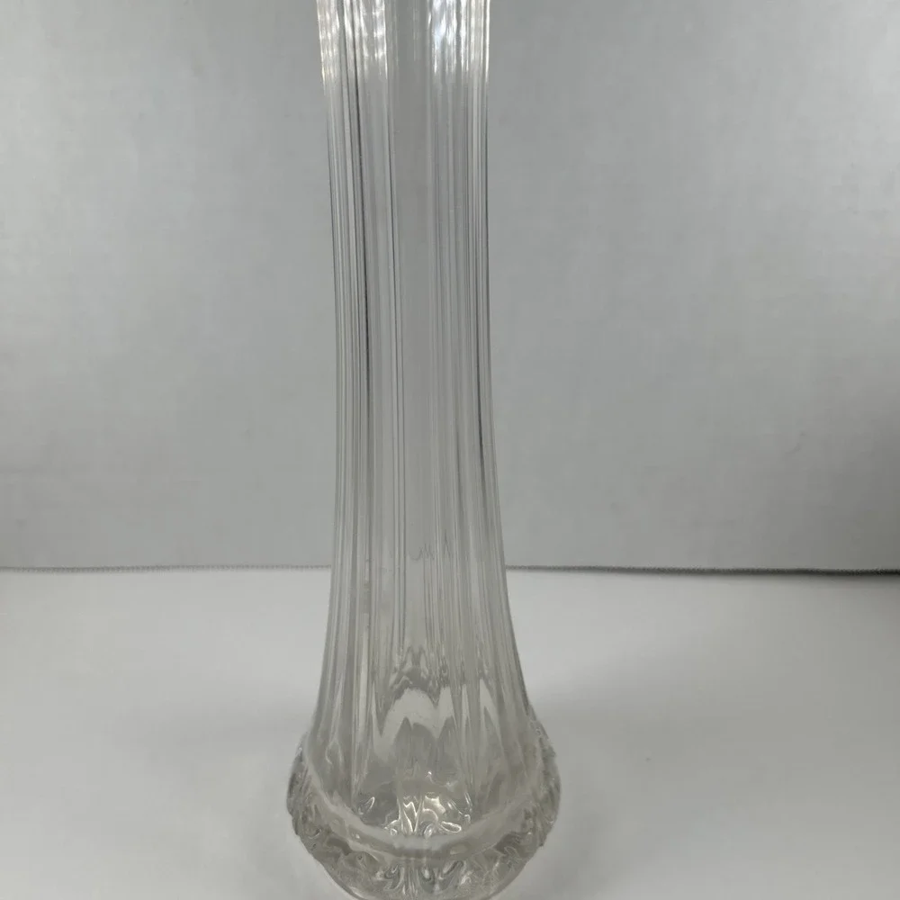 6 Petal Swung Clear Glass 13 Inch Flower Vase